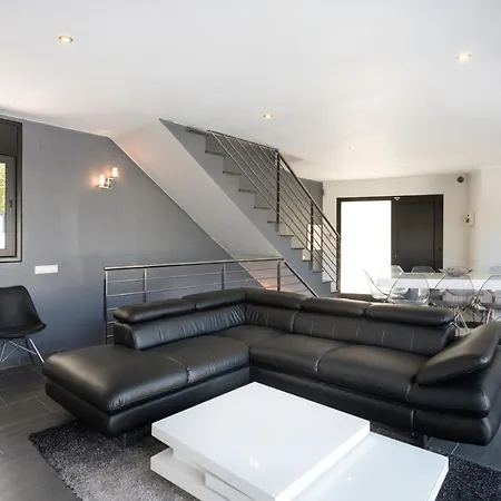 Family-friendly In With Private Pool