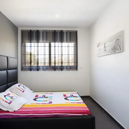 Lloret: Beachside Retreat With Private Pool And Garden Villa